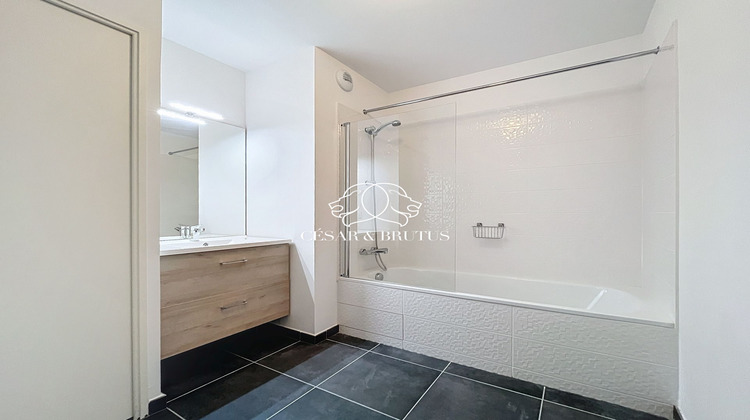 Ma-Cabane - Vente Appartement Neuville-sur-Saône, 66 m²