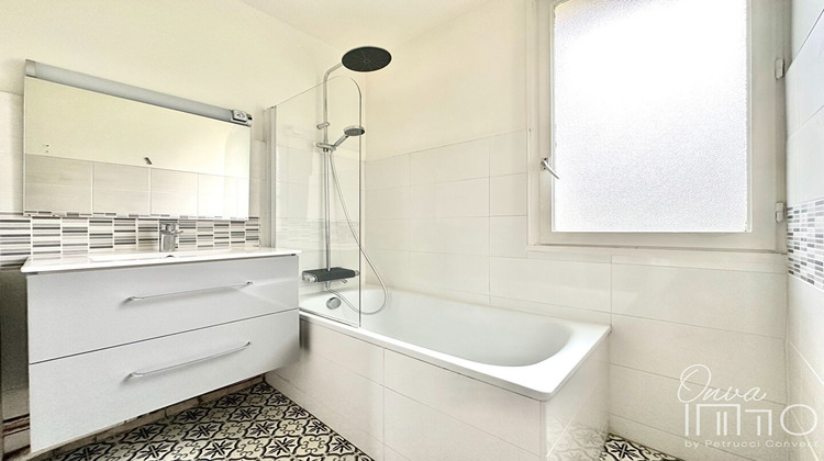 Ma-Cabane - Vente Appartement NEUVILLE-SUR-SAONE, 70 m²