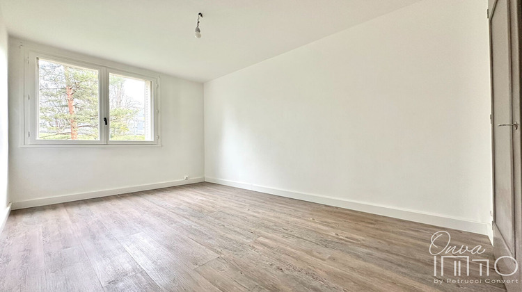 Ma-Cabane - Vente Appartement NEUVILLE-SUR-SAONE, 70 m²