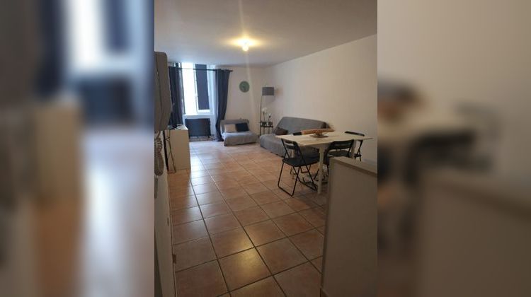 Ma-Cabane - Vente Appartement NIMES, 49 m²