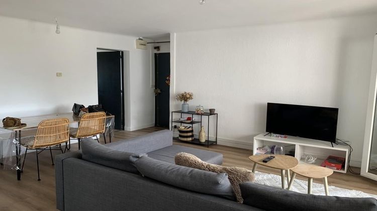 Ma-Cabane - Vente Appartement Nîmes, 82 m²