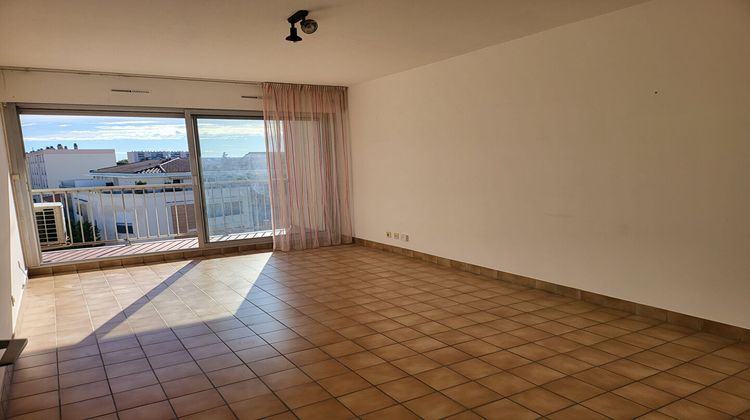 Ma-Cabane - Vente Appartement NIMES, 53 m²