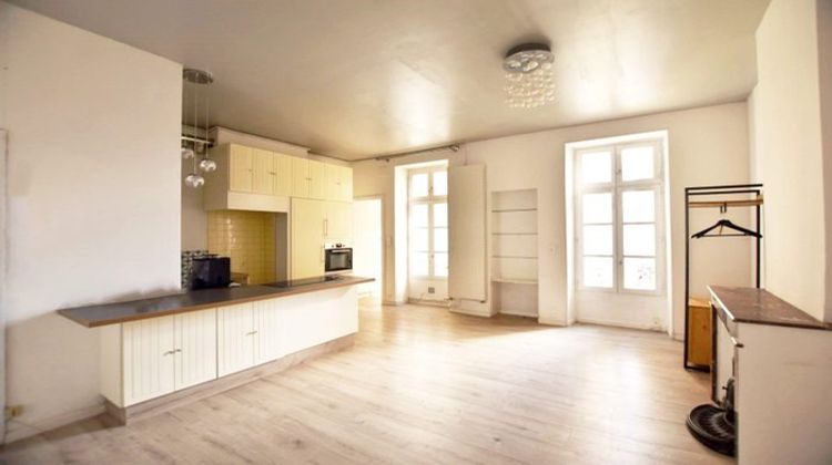 Ma-Cabane - Vente Appartement Nîmes, 76 m²