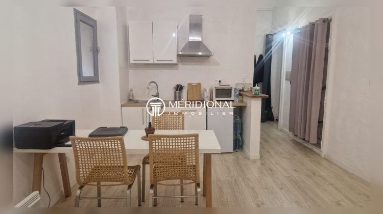 Ma-Cabane - Vente Appartement Nîmes, 32 m²