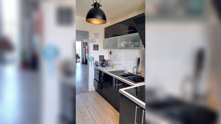 Ma-Cabane - Vente Appartement Nîmes, 75 m²