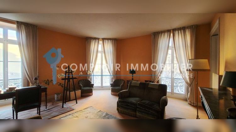 Ma-Cabane - Vente Appartement Nîmes, 179 m²