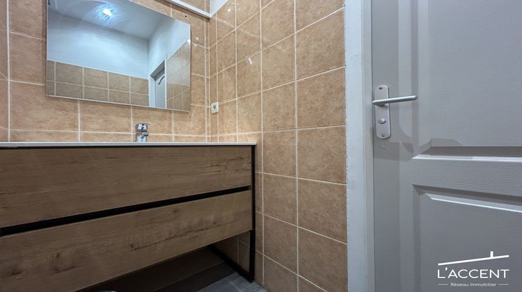 Ma-Cabane - Vente Appartement Nîmes, 29 m²