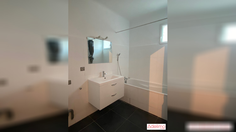 Ma-Cabane - Vente Appartement Nîmes, 67 m²