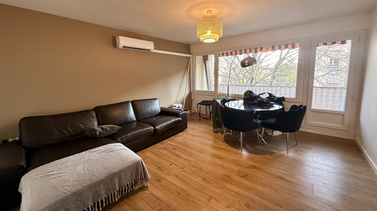 Ma-Cabane - Vente Appartement Nîmes, 55 m²