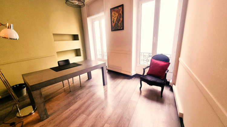 Ma-Cabane - Vente Appartement Nîmes, 74 m²