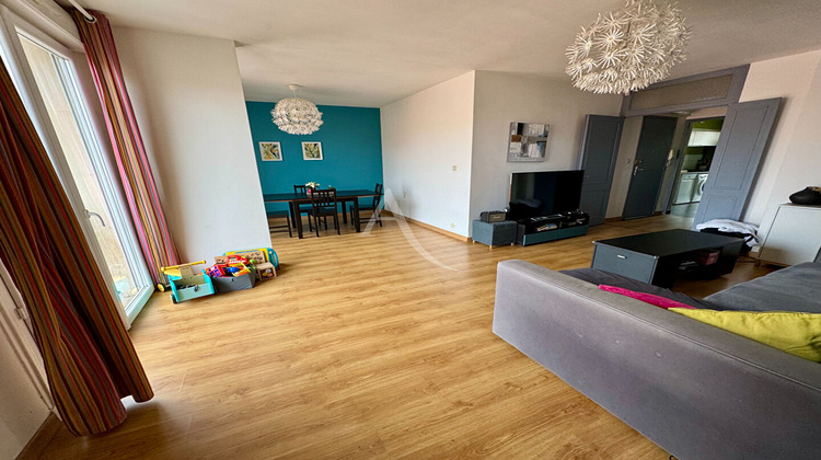 Ma-Cabane - Vente Appartement NIMES, 84 m²