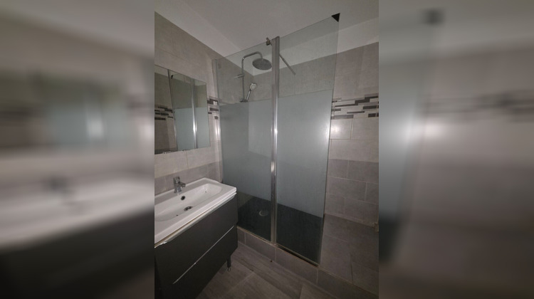 Ma-Cabane - Vente Appartement NIMES, 50 m²