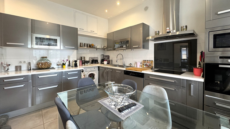 Ma-Cabane - Vente Appartement Nîmes, 105 m²