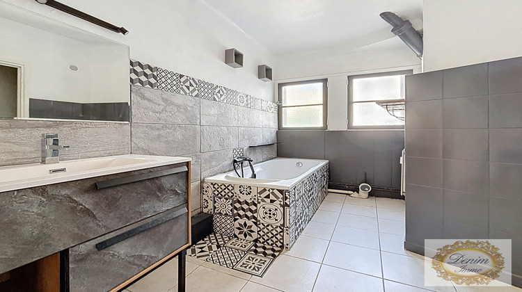 Ma-Cabane - Vente Appartement Nîmes, 90 m²