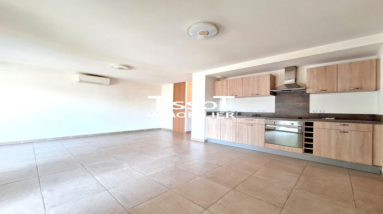 Ma-Cabane - Vente Appartement Nîmes, 63 m²