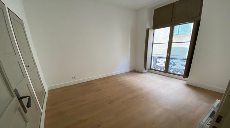 Ma-Cabane - Vente Appartement Nîmes, 57 m²