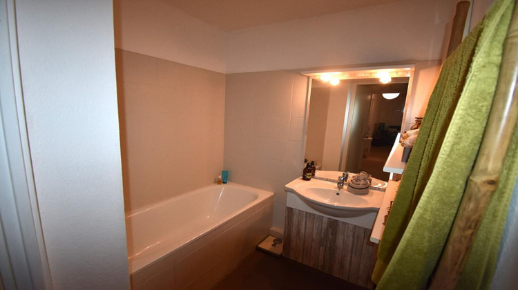 Ma-Cabane - Vente Appartement NIMES, 63 m²