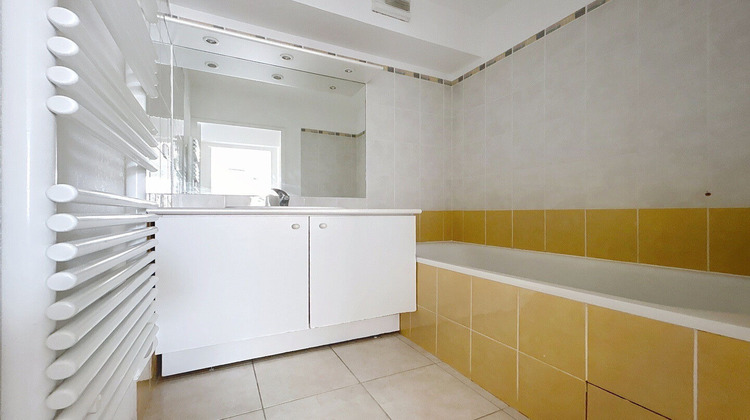 Ma-Cabane - Vente Appartement NIMES, 41 m²