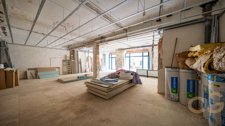 Ma-Cabane - Vente Appartement Nîmes, 185 m²