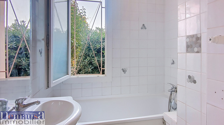 Ma-Cabane - Vente Appartement Nîmes, 67 m²