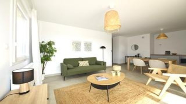 Ma-Cabane - Vente Appartement Nîmes, 65 m²