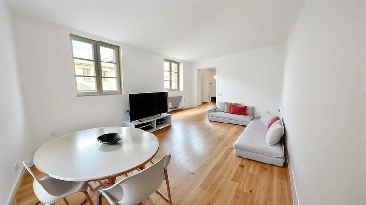 Ma-Cabane - Vente Appartement NIMES, 66 m²