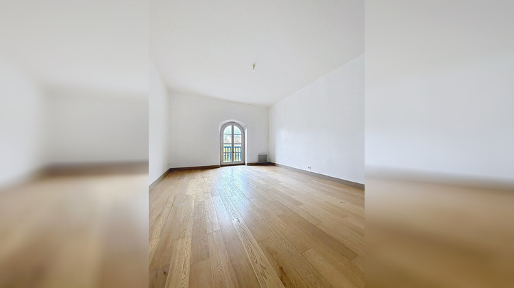 Ma-Cabane - Vente Appartement NIMES, 75 m²