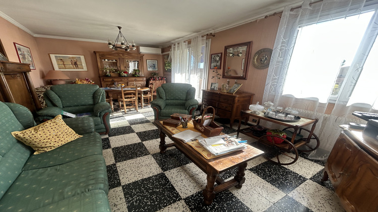 Ma-Cabane - Vente Appartement Nîmes, 67 m²