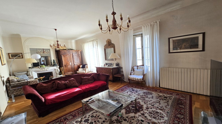 Ma-Cabane - Vente Appartement Nîmes, 195 m²