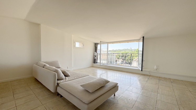 Ma-Cabane - Vente Appartement Nîmes, 63 m²