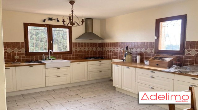 Ma-Cabane - Vente Appartement Nîmes, 190 m²