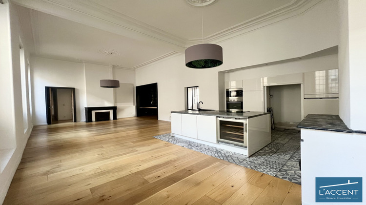 Ma-Cabane - Vente Appartement Nîmes, 128 m²