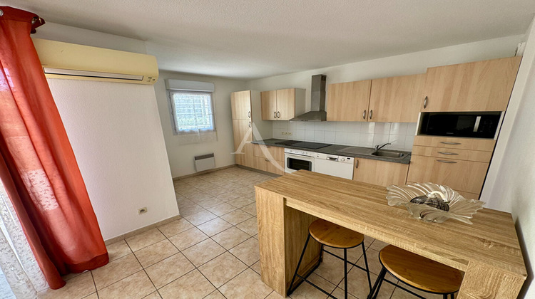 Ma-Cabane - Vente Appartement NIMES, 77 m²