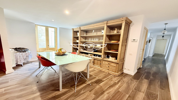 Ma-Cabane - Vente Appartement Nîmes, 145 m²