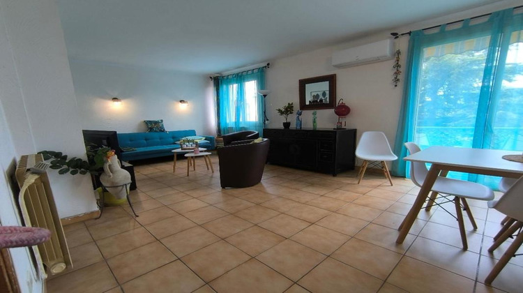 Ma-Cabane - Vente Appartement NIMES, 77 m²
