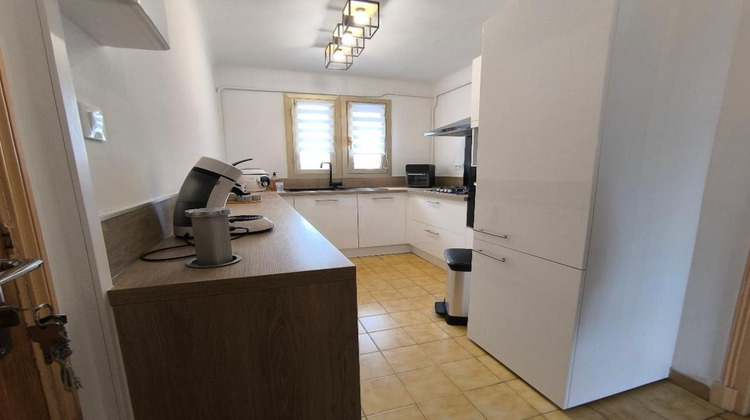 Ma-Cabane - Vente Appartement NIMES, 77 m²