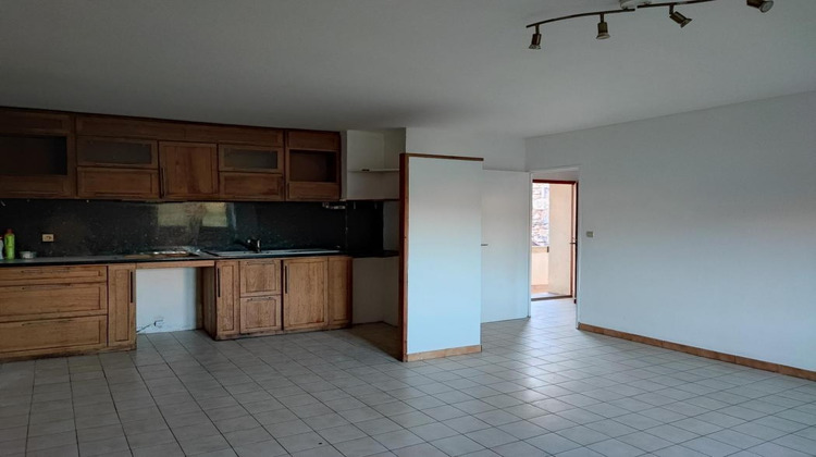 Ma-Cabane - Vente Appartement NIMES, 53 m²