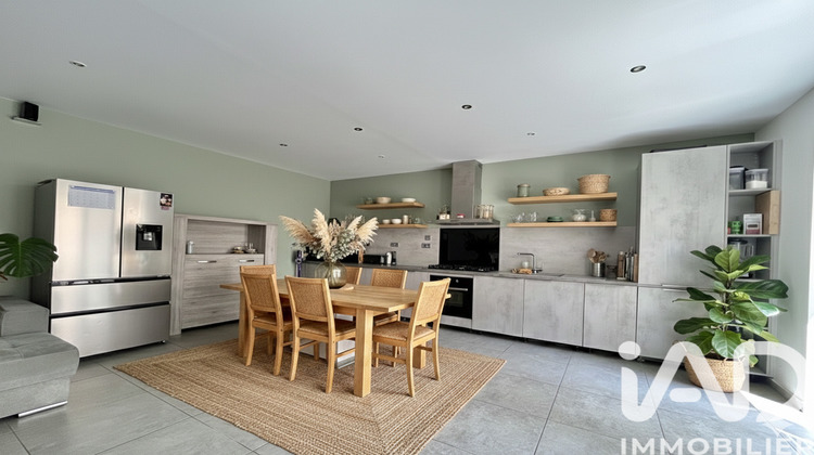 Ma-Cabane - Vente Appartement Nîmes, 158 m²