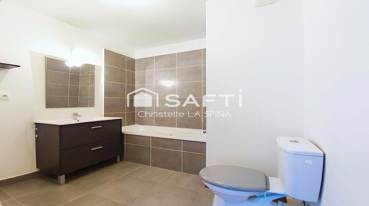Ma-Cabane - Vente Appartement Nimes, 43 m²