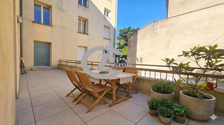 Ma-Cabane - Vente Appartement Nîmes, 58 m²
