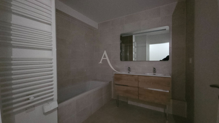 Ma-Cabane - Vente Appartement NIMES, 78 m²