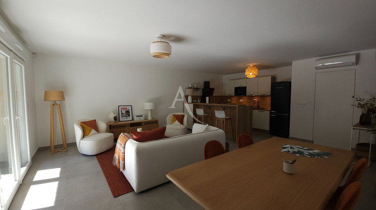 Ma-Cabane - Vente Appartement NIMES, 79 m²
