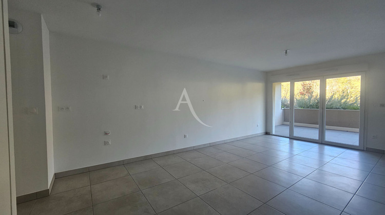 Ma-Cabane - Vente Appartement NIMES, 65 m²