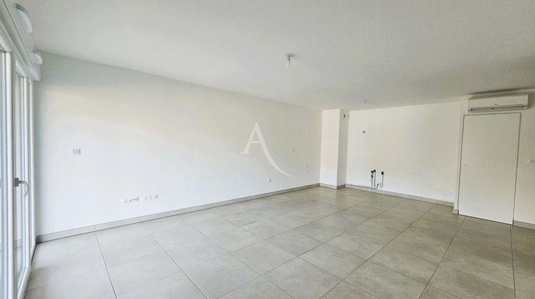 Ma-Cabane - Vente Appartement NIMES, 71 m²