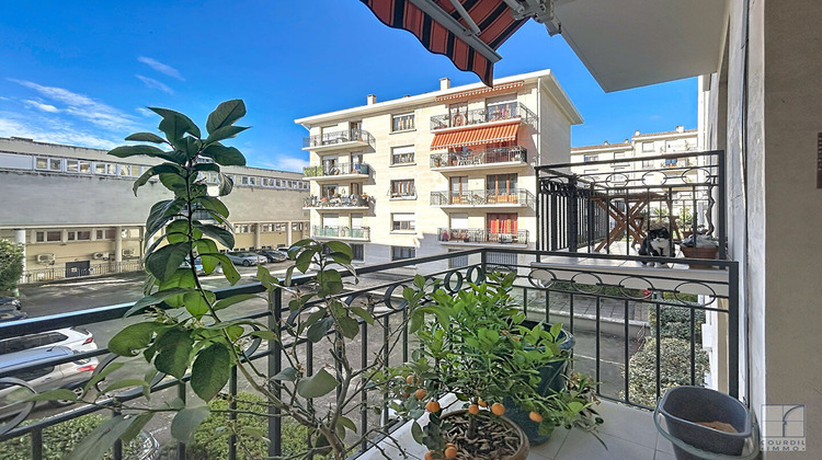 Ma-Cabane - Vente Appartement NIMES, 68 m²