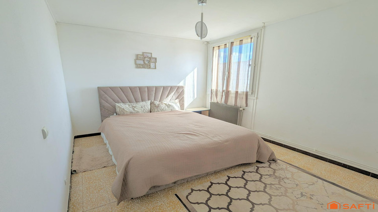 Ma-Cabane - Vente Appartement Nimes, 67 m²
