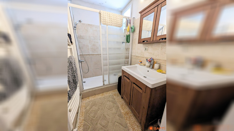 Ma-Cabane - Vente Appartement Nimes, 67 m²