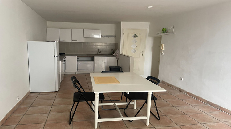 Ma-Cabane - Vente Appartement NIMES, 49 m²