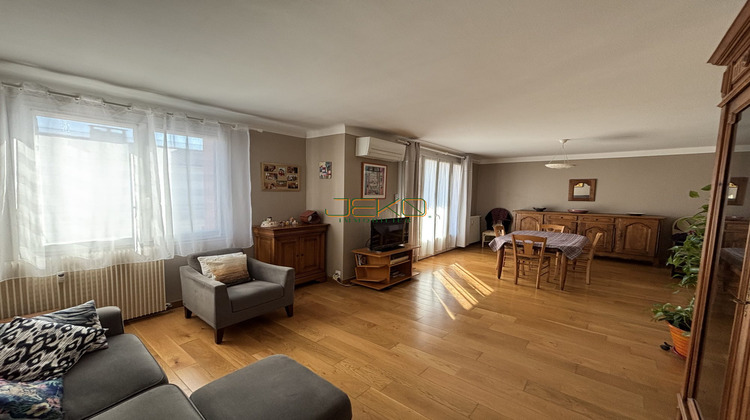 Ma-Cabane - Vente Appartement Nîmes, 82 m²