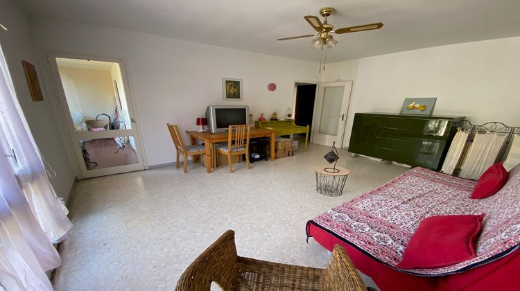 Ma-Cabane - Vente Appartement Nîmes, 57 m²